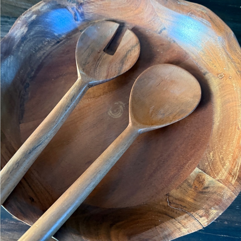 Acacia Wooden Salad Bowl Set - Picture 4 of 6